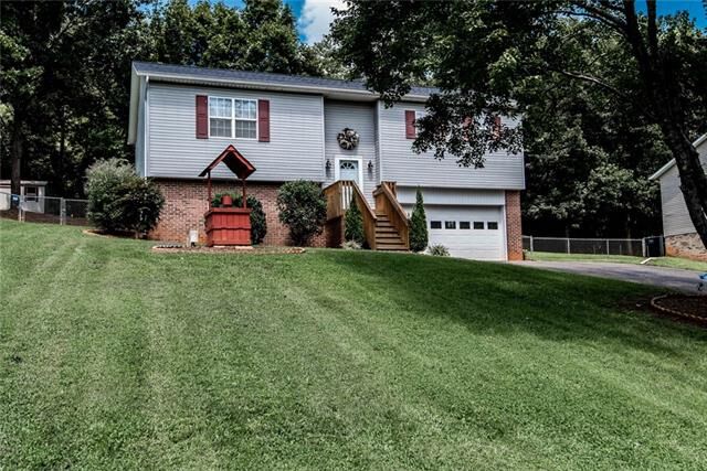 Property Photo: 3435 23rd Street NC 28601