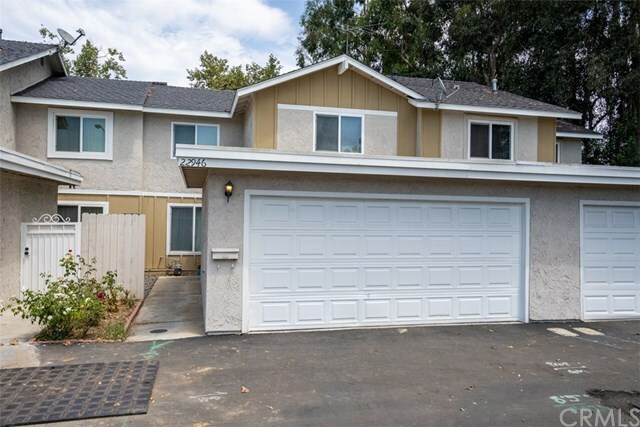 Property Photo:  22946 Moonstone Lane 11  CA 92630 