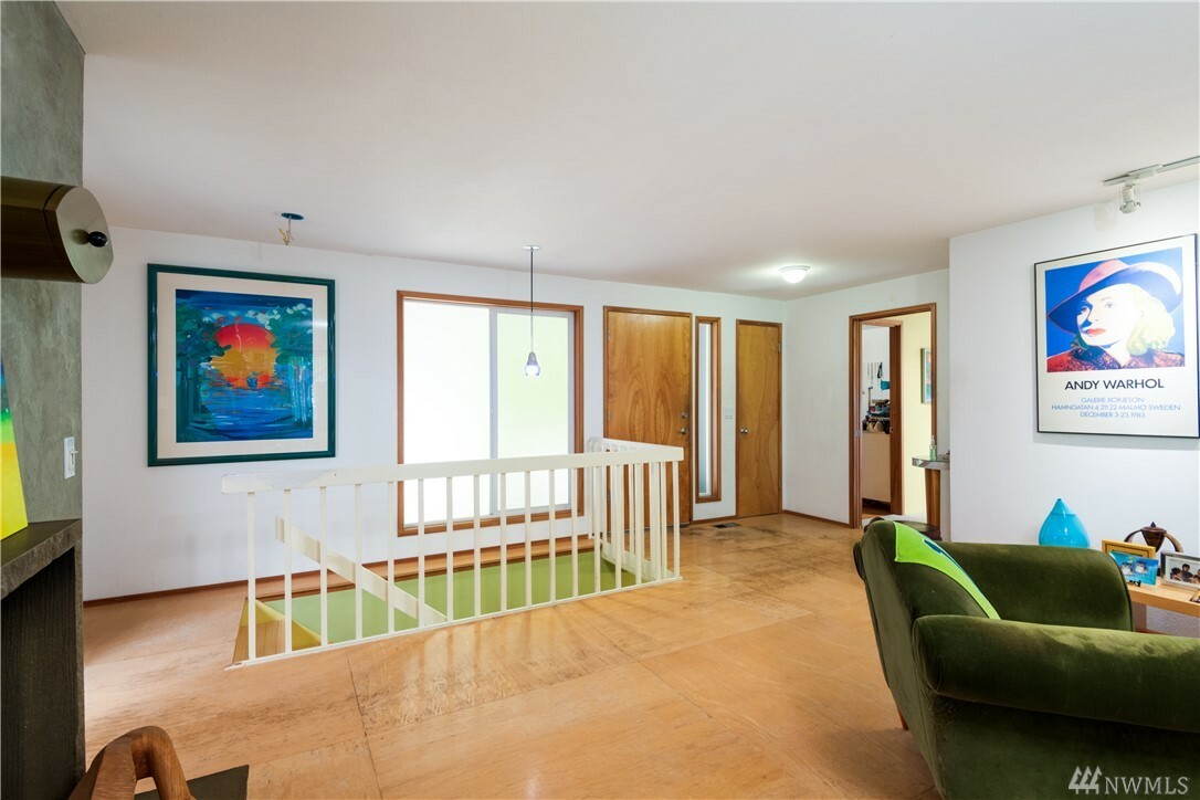 Property Photo: 3605 80th Ave SE WA 98040