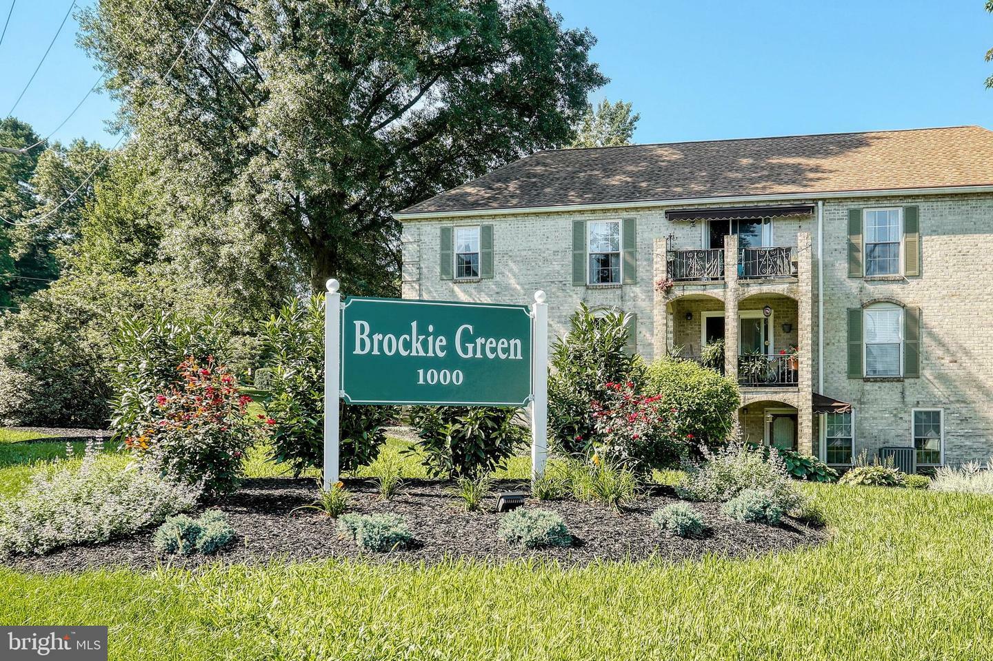 Property Photo: 1000 Country Club Road C-3 PA 17403