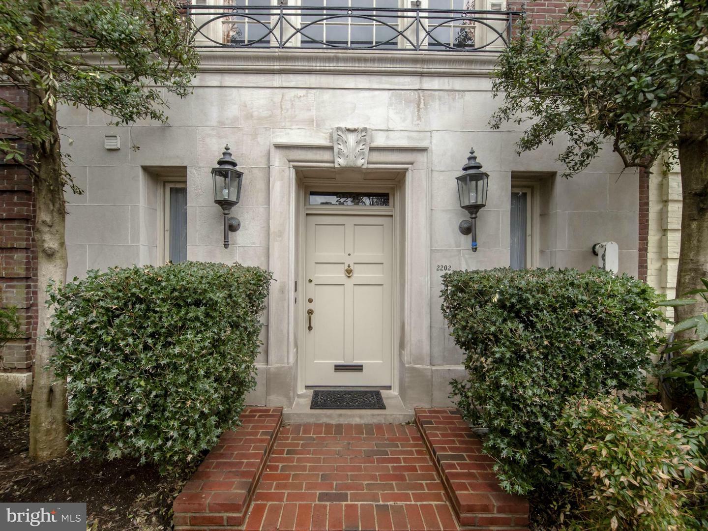 Property Photo: 2202 Wyoming Avenue NW DC 20008