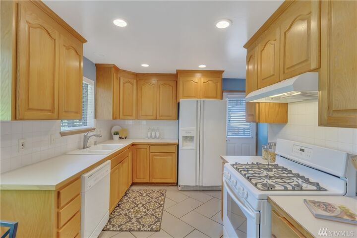 Property Photo:  19302  Palatine Avenue N  WA 98133 