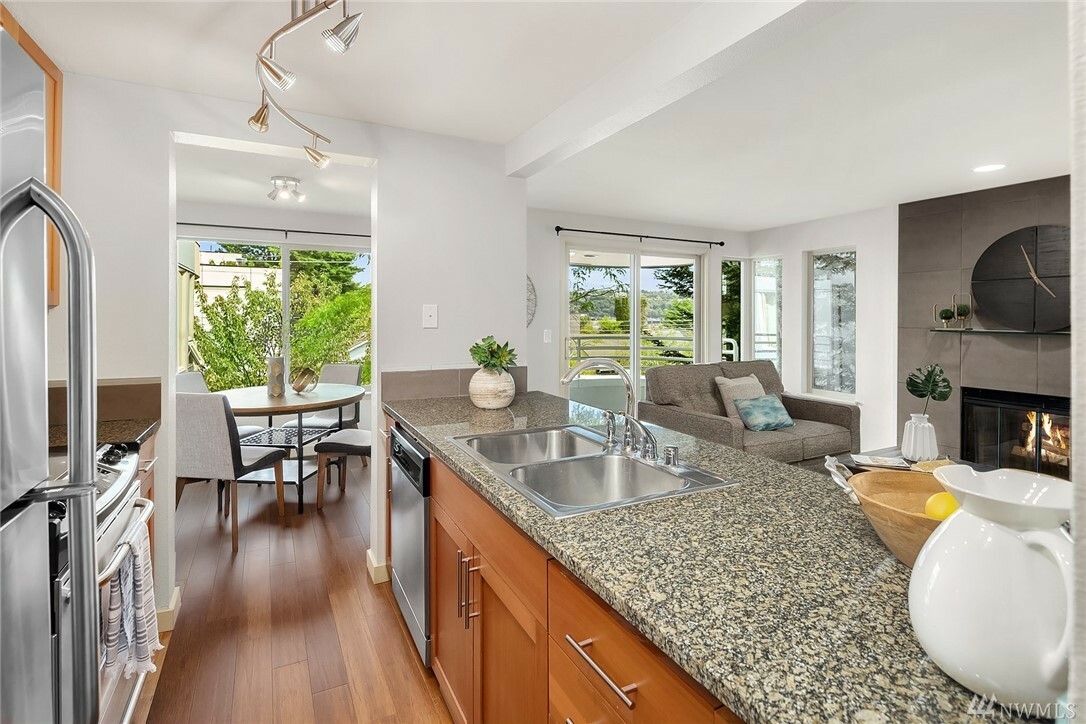 Property Photo: 2145 Dexter Ave N 205 WA 98109