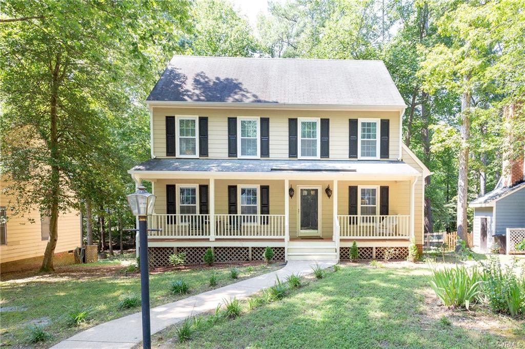 Property Photo: 5604 Chatmoss Road VA 23112