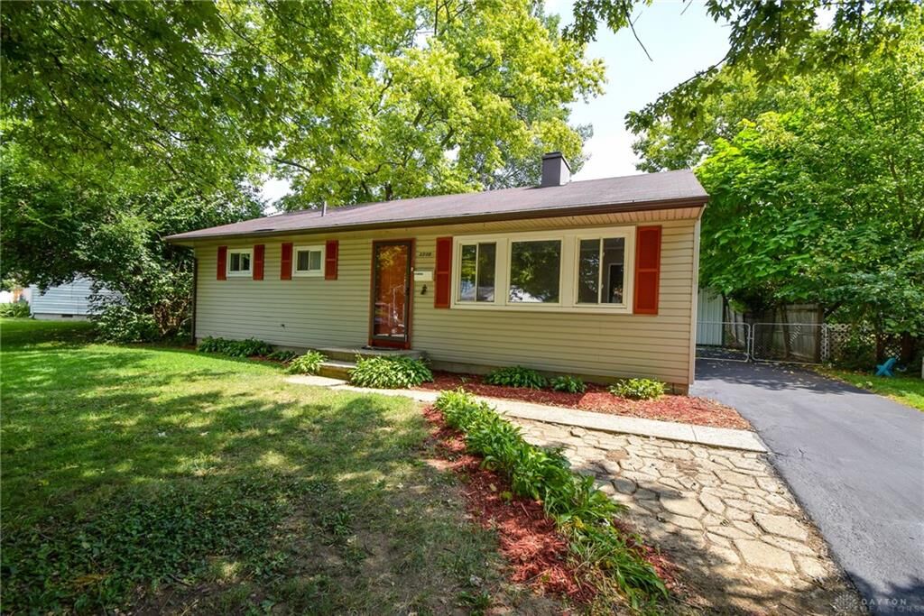 Property Photo: 2928 Prentice Drive OH 45420