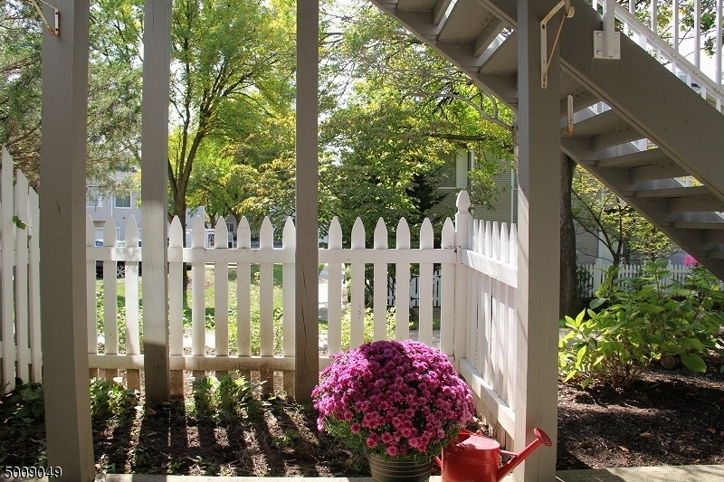 Property Photo:  19 Ashley Ct  NJ 07921 