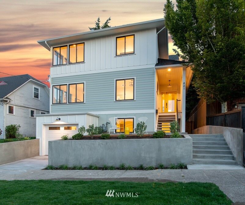 Property Photo: 421 N 63rd Street WA 98103