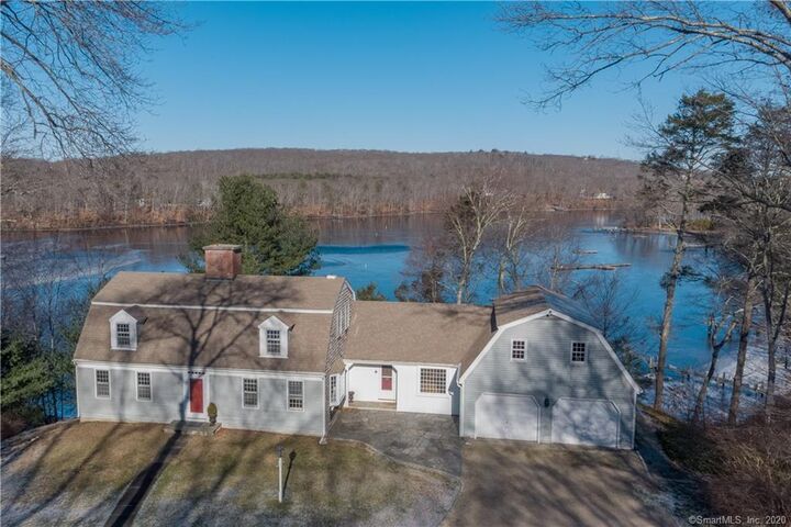 111 Cove Road  Lyme CT 06371 photo