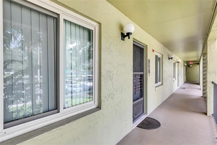Property Photo: 3 Escondido Circle 11 FL 32701
