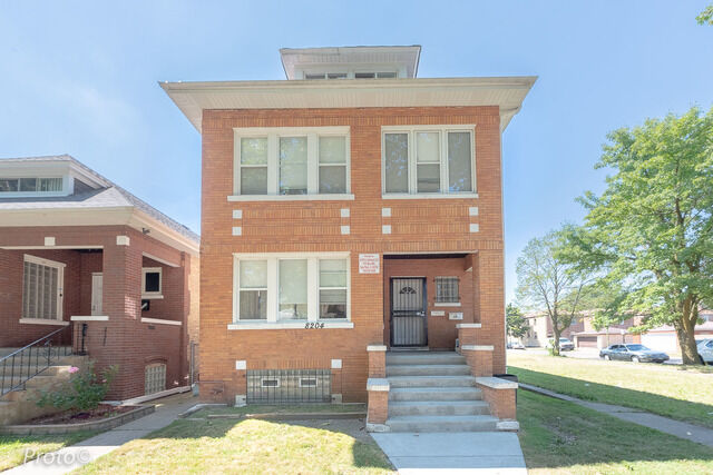 Property Photo: 8204 South Marquette Avenue IL 60617