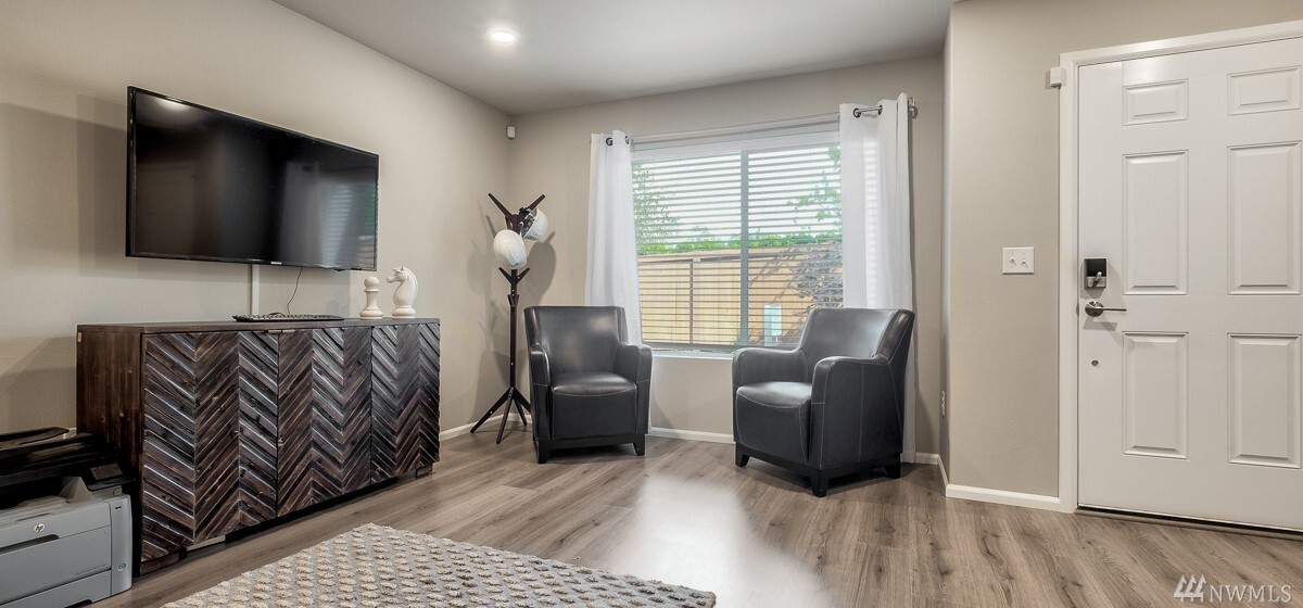 Property Photo: 17417 118th Av Ct E 377 WA 98374