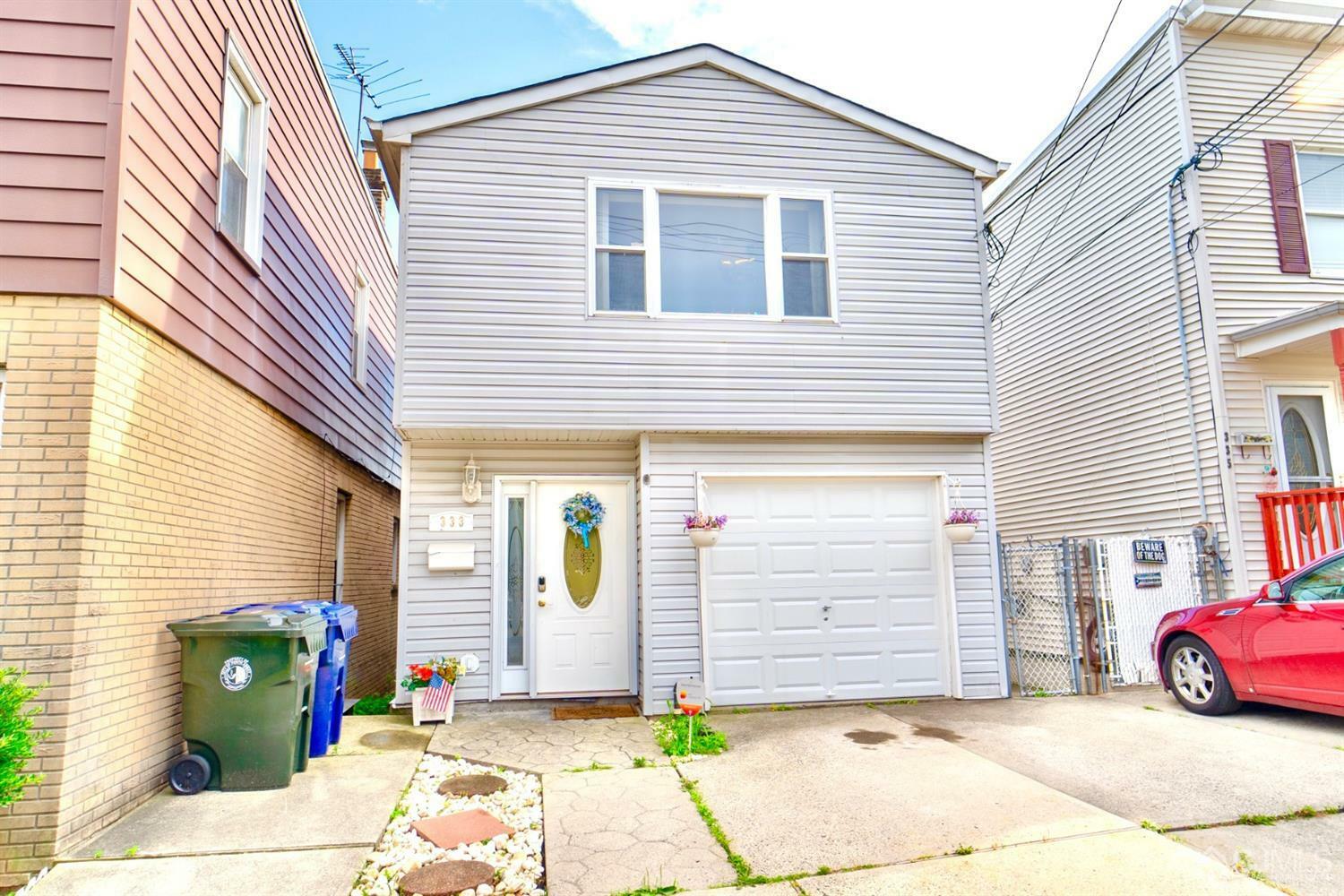 Property Photo:  333 Alpine Street  NJ 08861 