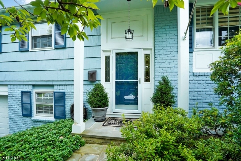 Property Photo:  53 Woodland Road  NJ 07928 