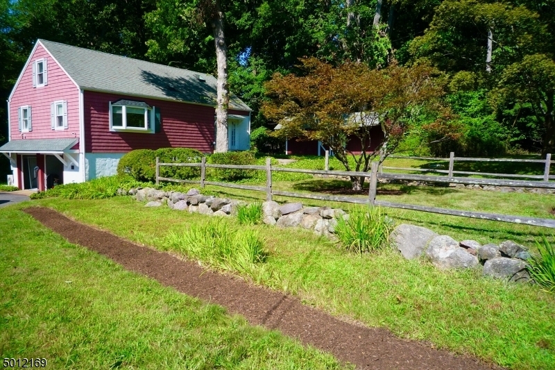 Property Photo:  48 Oak Rd  NJ 07005 