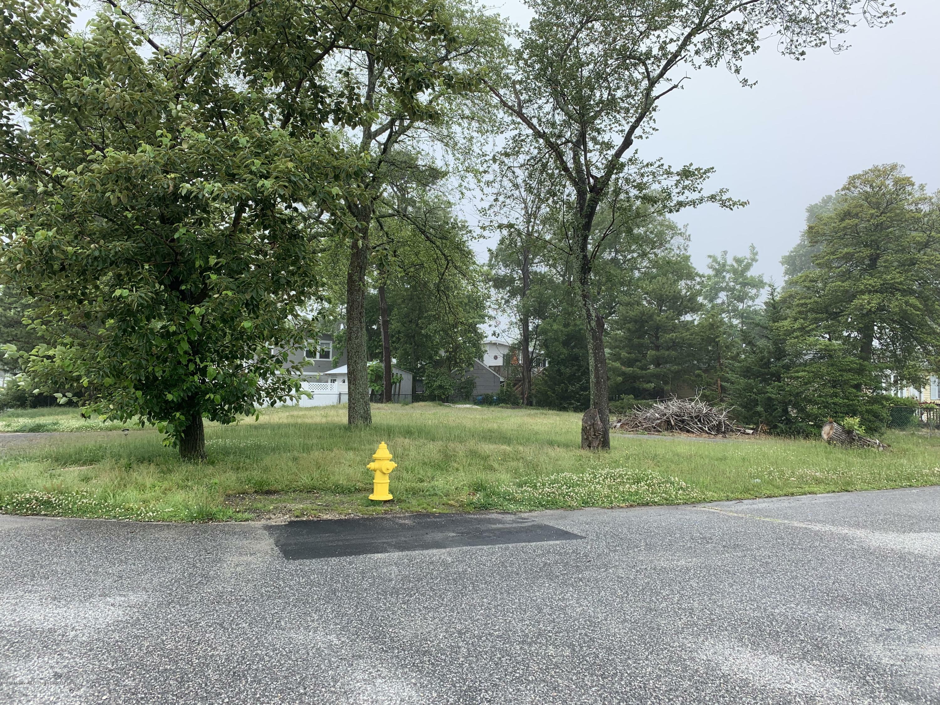Property Photo: 30 Rialto Drive NJ 08723
