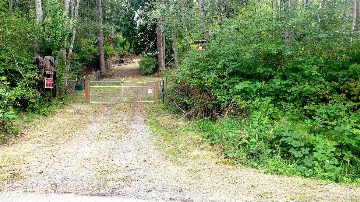 Property Photo:  396 Evergreen Park Rd  WA 98282 