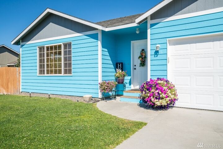 Property Photo:  552  Mountjoy Square  WA 98802 