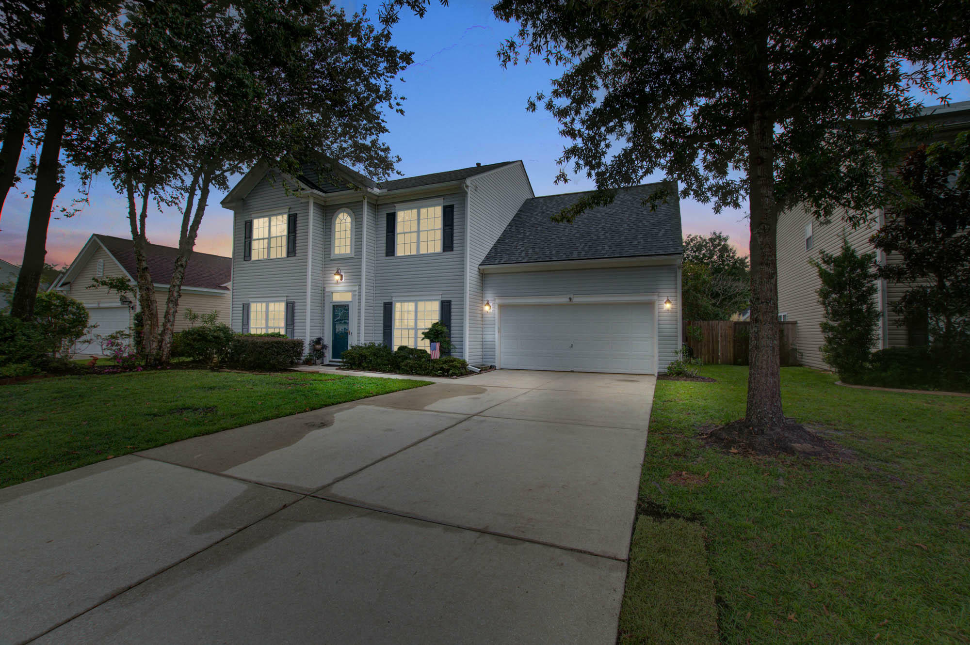 Property Photo:  203 Hollytree Circle  SC 29456 