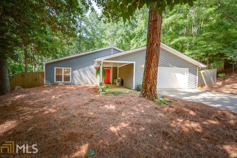 Property Photo:  700 Creekwood Crossing  GA 30076 