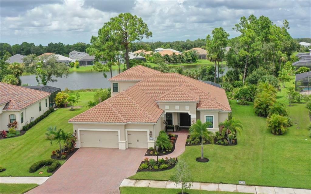 Property Photo: 12642 Dunedin Street FL 34293