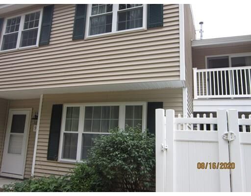 Property Photo:  931 Edgebrook Dr 931  MA 01505 