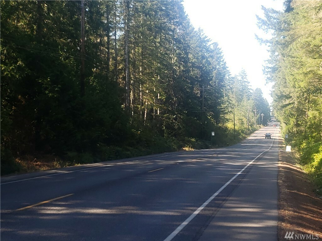 Property Photo: 13618 Peacock Hill Ave WA 98335