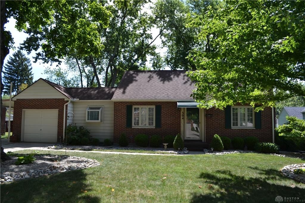 Property Photo: 304 Carrlands Drive OH 45429