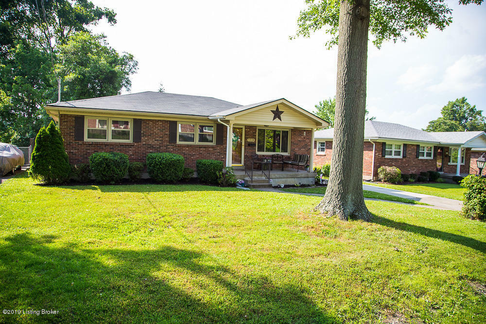 Property Photo:  5518 Brinson Dr  KY 40216 