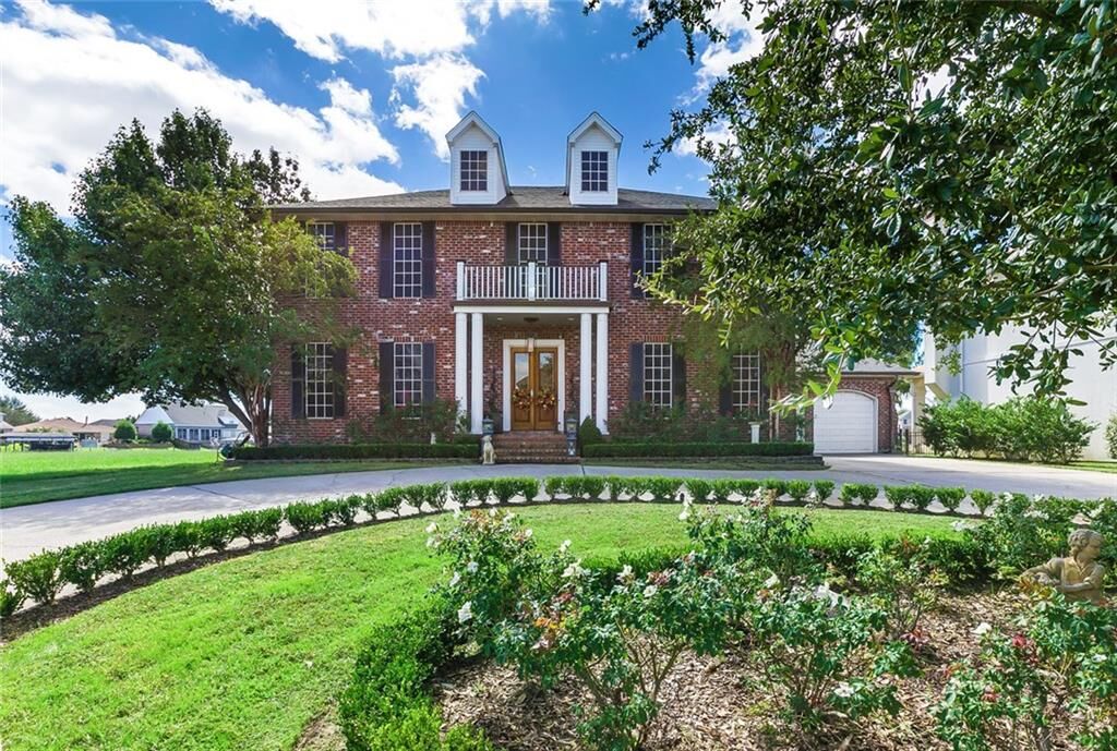 Property Photo: 14 Harbor Cove LA 70458