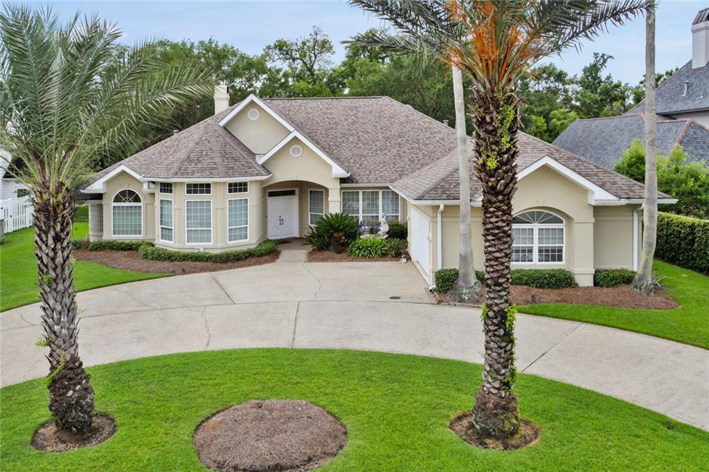 Property Photo:  30 Muirfield Drive  LA 70068 