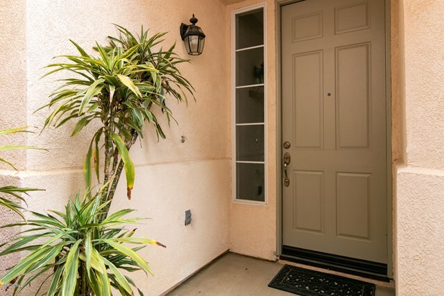 Property Photo:  254 Potawatomi Street  CA 93001 