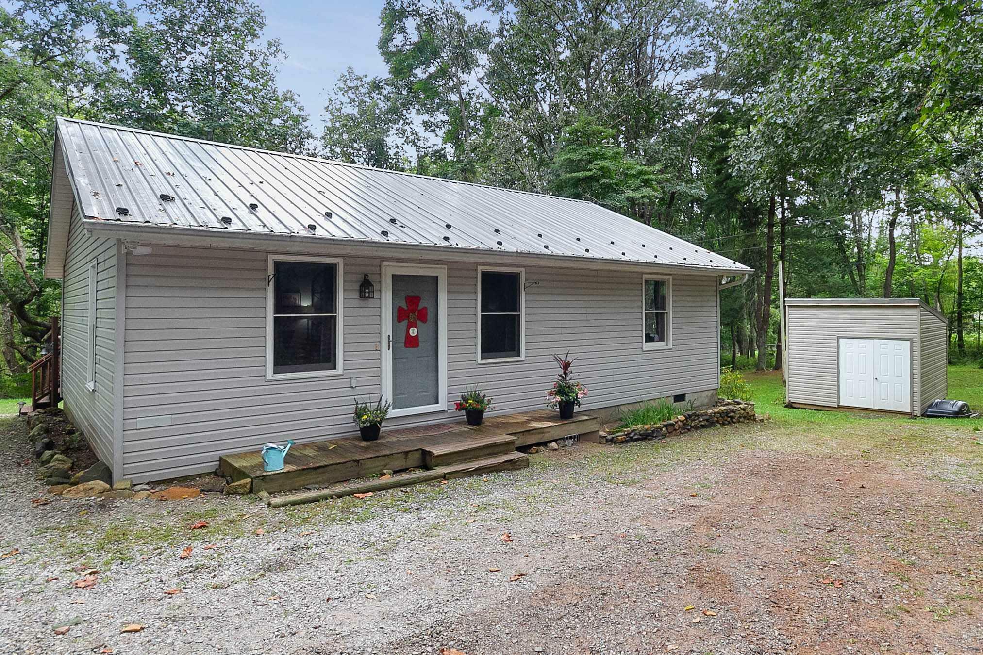 Property Photo:  912 Cumberland Gap Road  VA 24128 