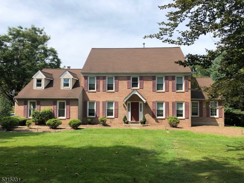 Property Photo: 15 Oak Hill Rd NJ 08853