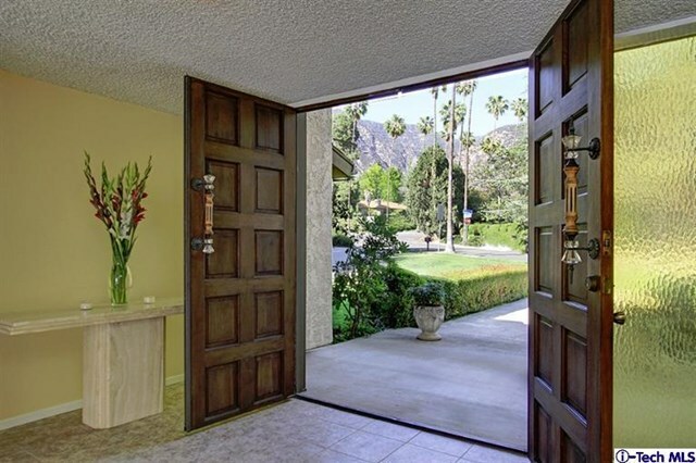 Property Photo: 2413 Midlothian Drive CA 91001