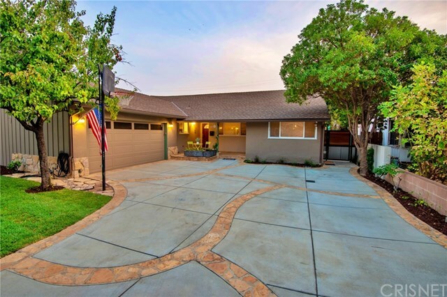 Property Photo:  16044 Gresham Street  CA 91343 