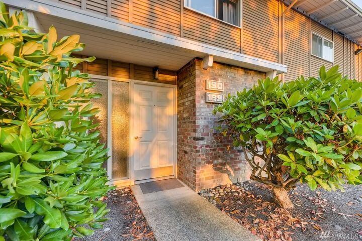 Property Photo:  5710  122nd Avenue SE #189  WA 98006 