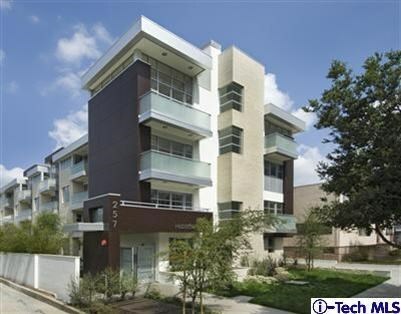 Property Photo: 257 S Hudson 110 CA 91101