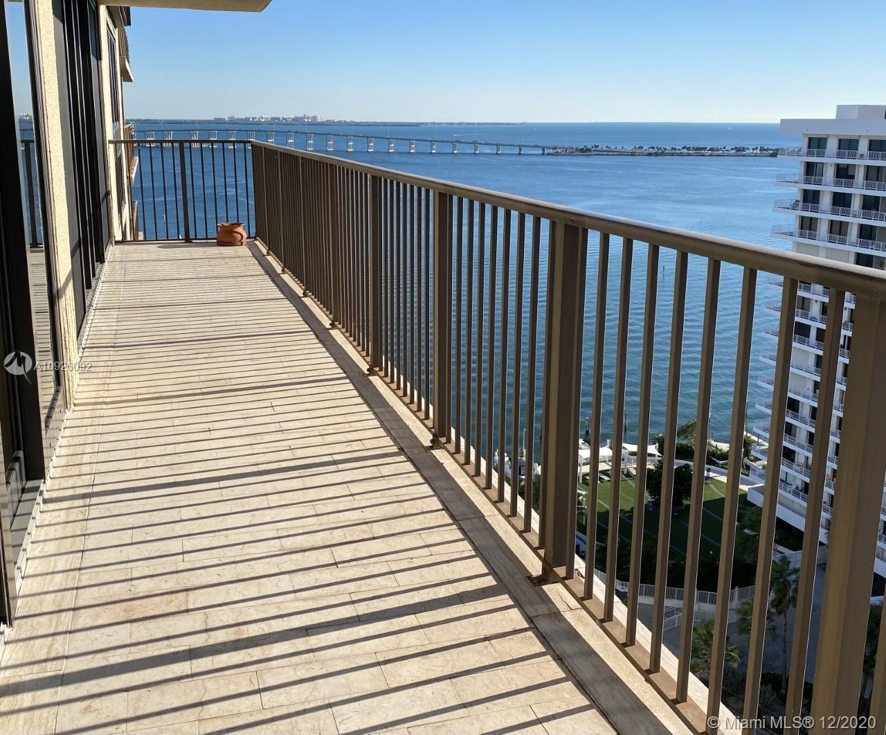 Property Photo:  1450 Brickell Bay Drive 1807  FL 33131 