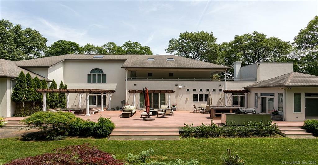 Property Photo: 8 Sail Harbour Drive CT 06784
