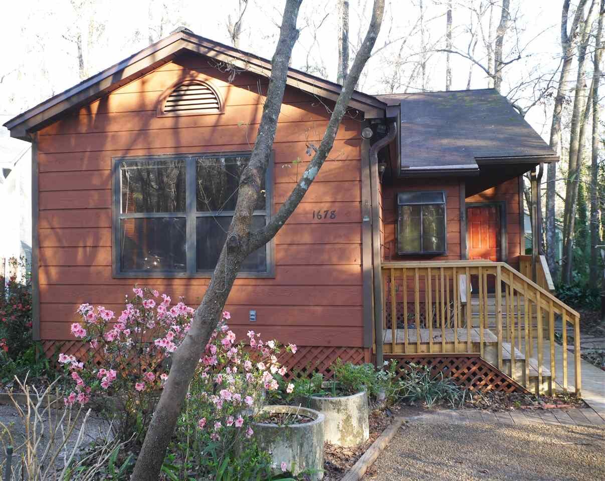 Property Photo: 1678 Silverwood Dr FL 32301