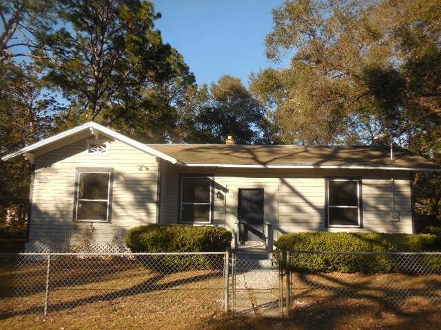 Property Photo:  206 Ridge Road  FL 32305 