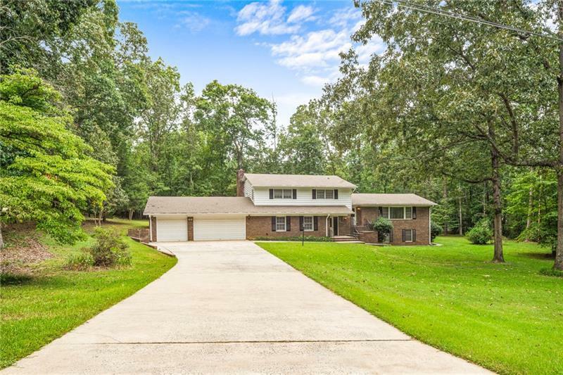 Property Photo: 230 Fair Oaks Road GA 30125