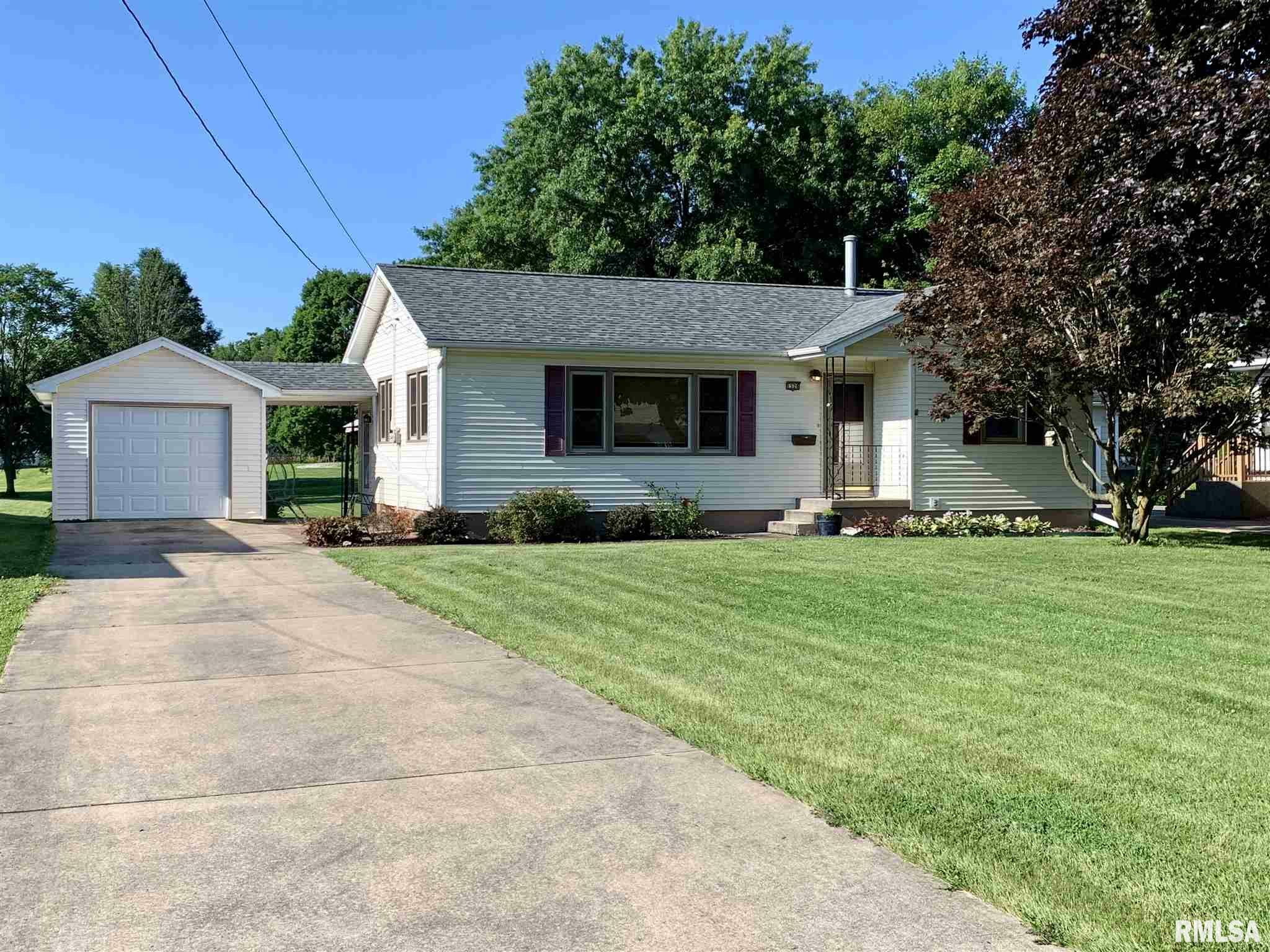 Property Photo: 1526 Haynor IL 61401