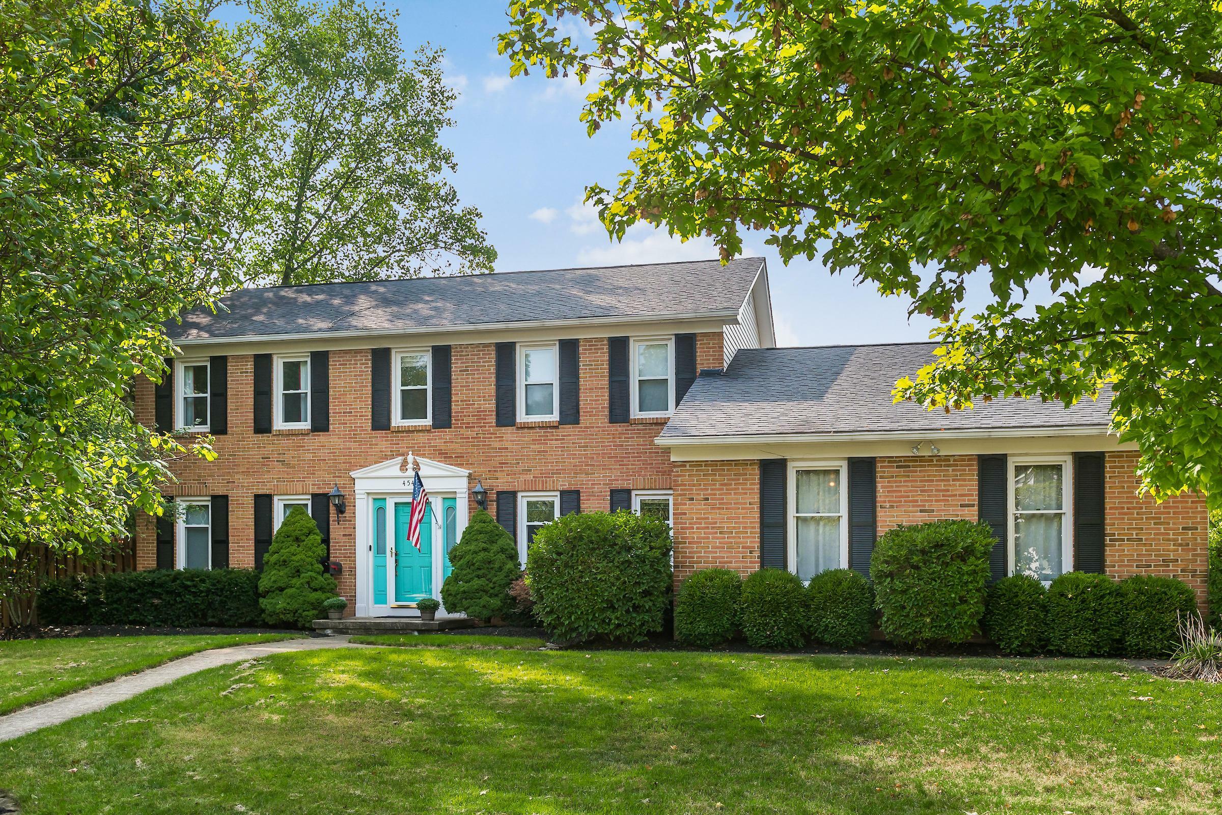Property Photo: 4541 Crompton Drive OH 43220