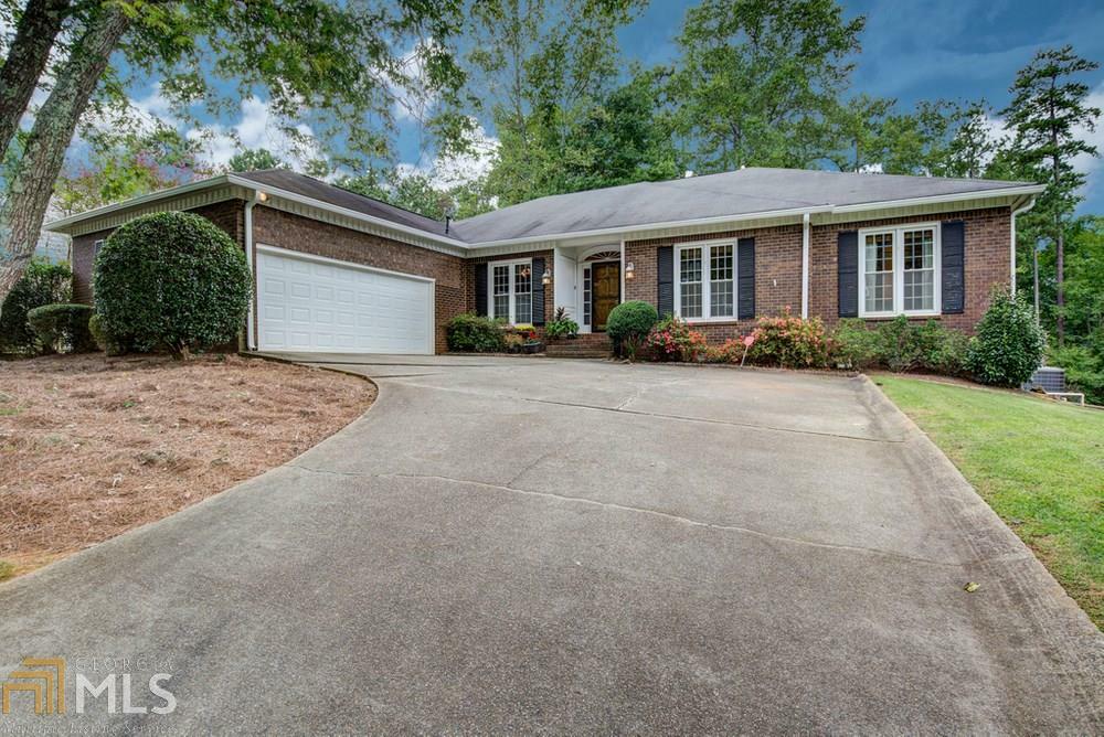 Property Photo:  445 Guilford Cir  GA 30068 