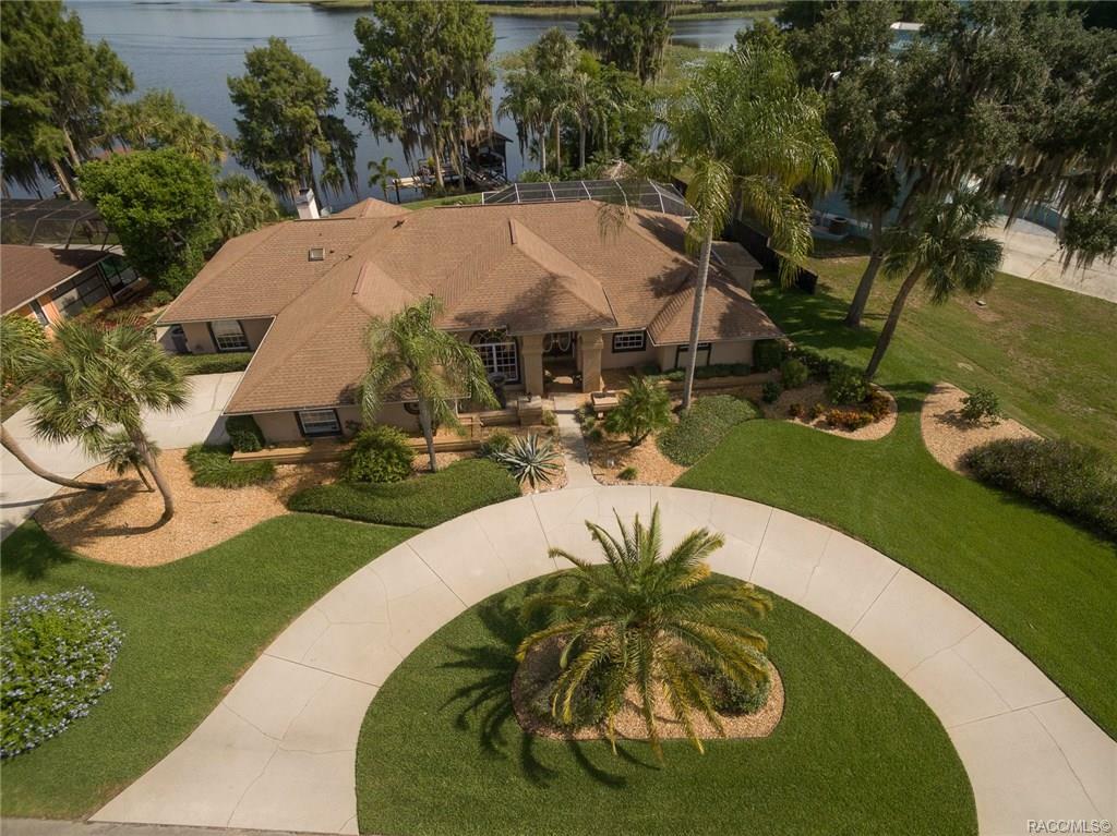 Property Photo:  1410 S Waterview Drive  FL 34450 