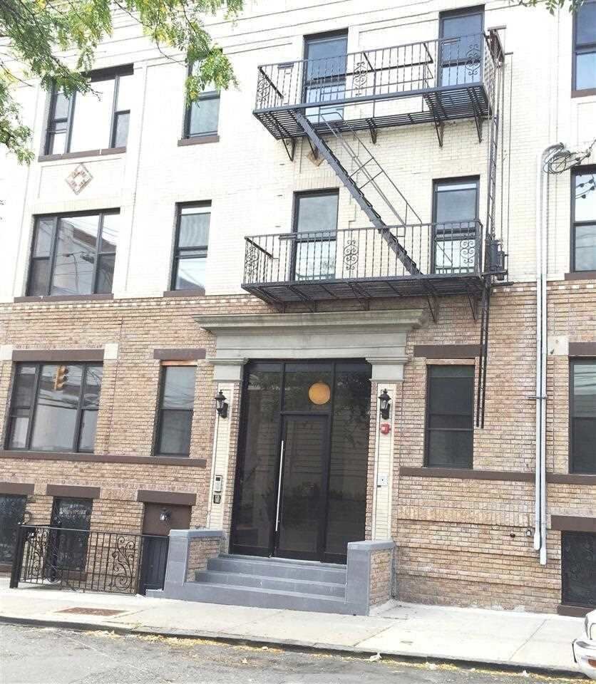 Property Photo: 39 Newkirk Ave 1B NJ 07306