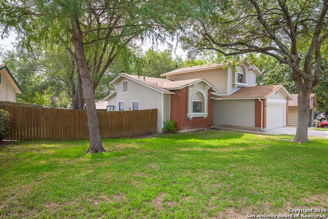 Property Photo:  702 Cypresscliff Dr  TX 78245 