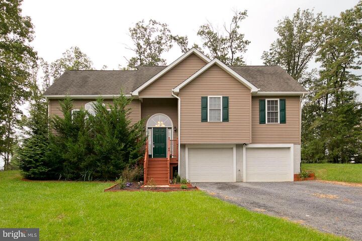 1008 Arrowhead Road  Front Royal VA 22630 photo