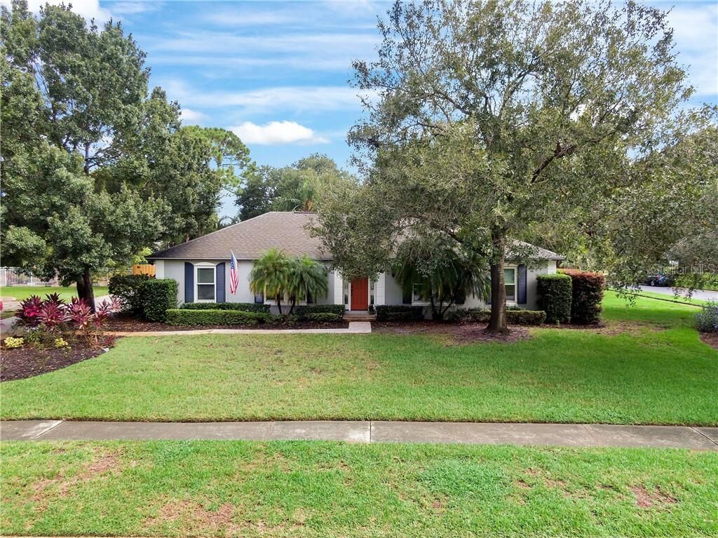 Property Photo:  1114 Lynx Trail  FL 32708 